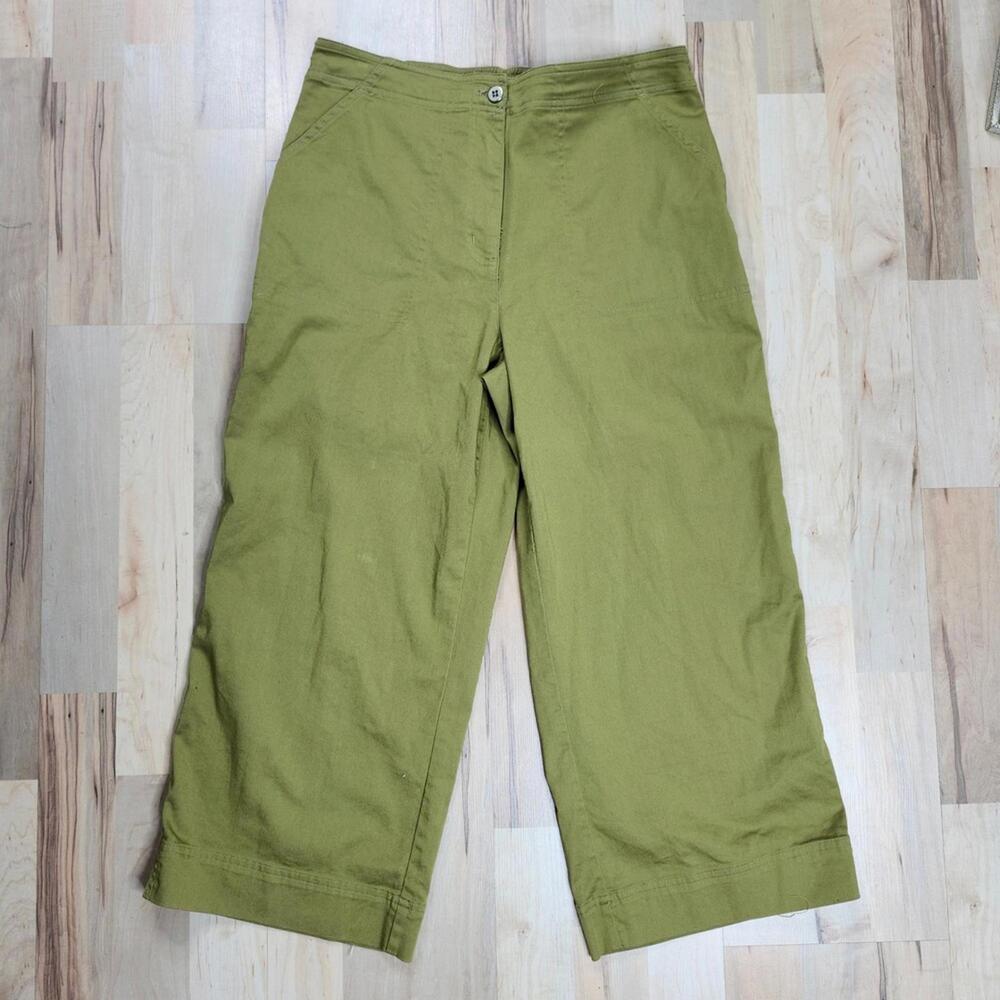 Chico's Light Olive Green Wide-Leg Capris